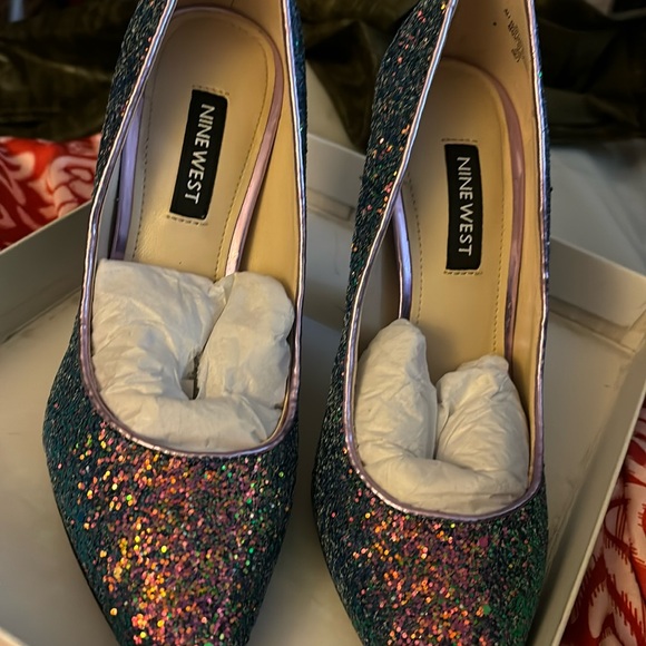 Nine West Shoes - NINE WEST DARK PURPLE WITH PINK HIGHLIGHTS GLITTER PUMPS SIZE 5